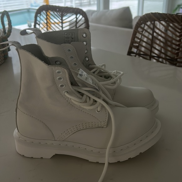 Dr martens adorable new no box - Picture 4 of 6